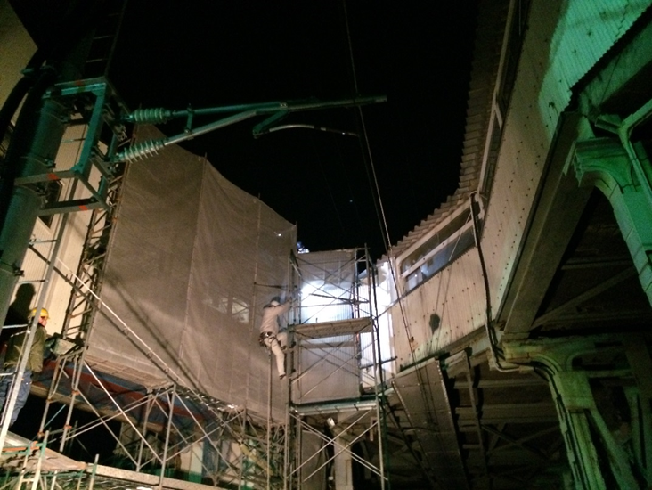 image009