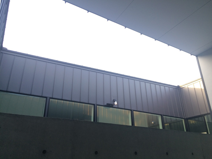 image015